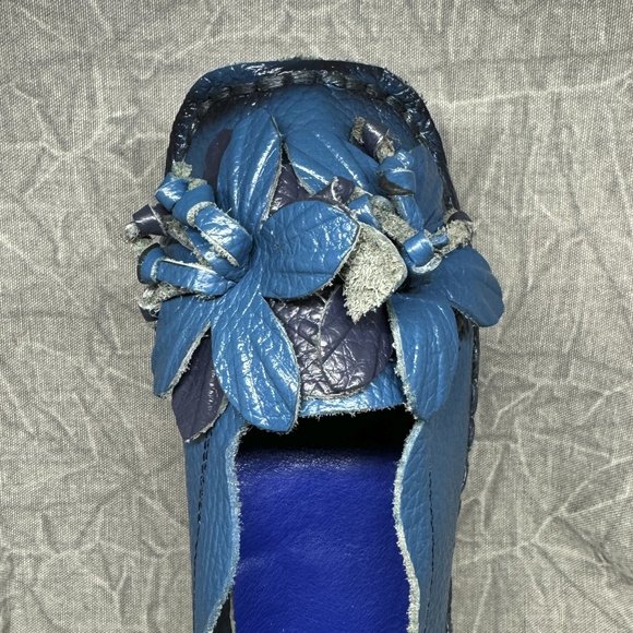 Socofy Handcrafted Blue Leather Flower Slip Ons 235 / US 6 - Picture 8 of 11